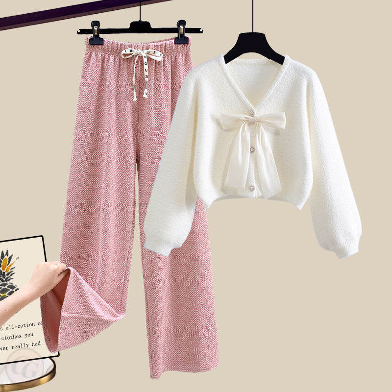白色毛衣+粉色寬褲/套裝