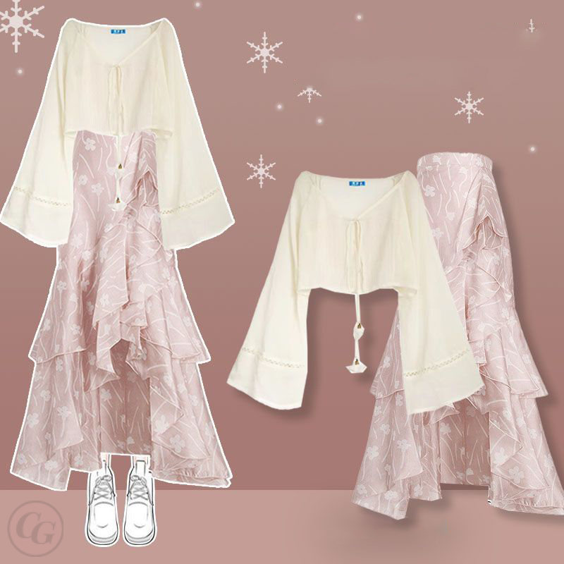 白色襯衫+粉色吊帶+粉色半身裙