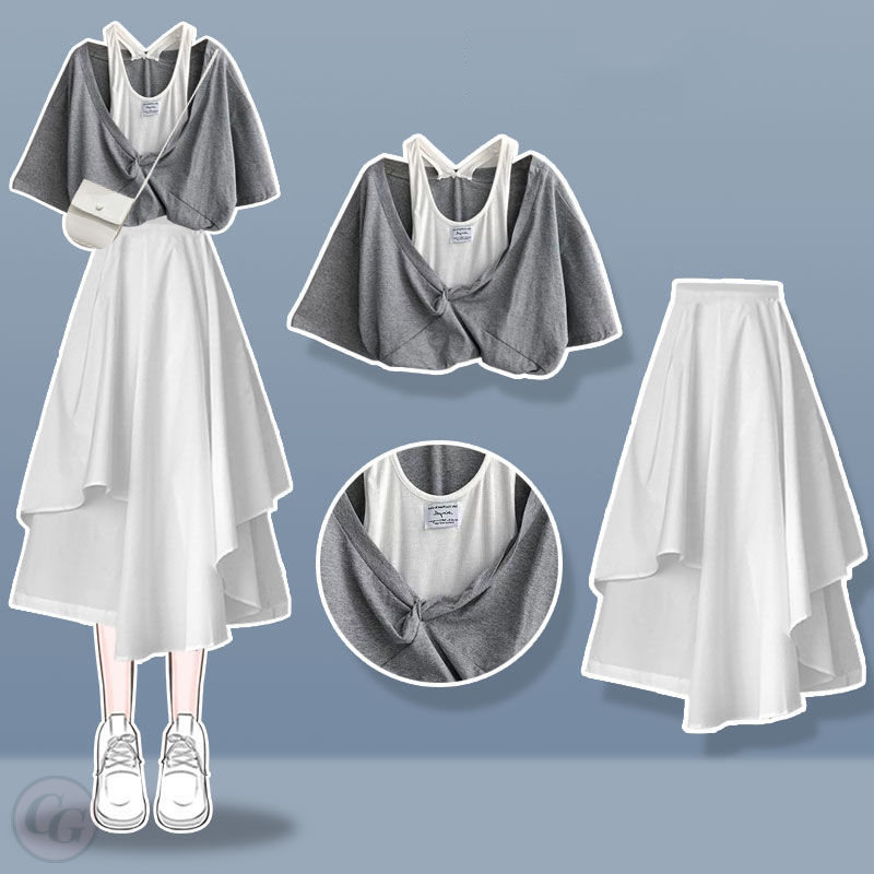 灰色上衣+白色半身裙