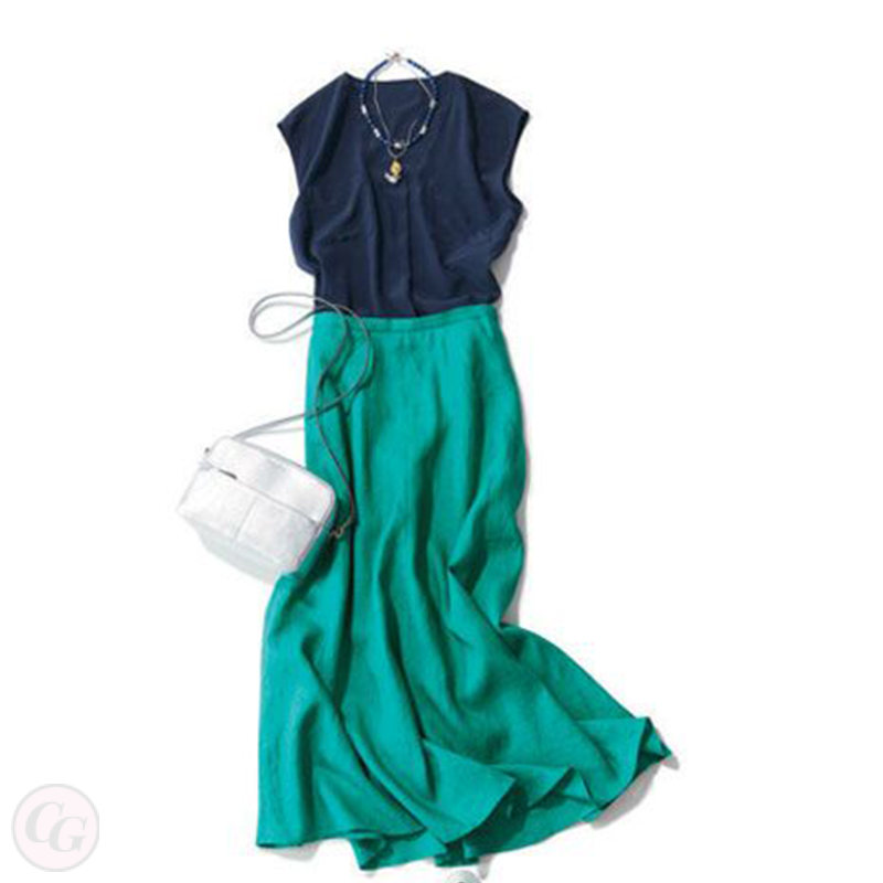 藏青色上衣+綠色半身裙/套裝